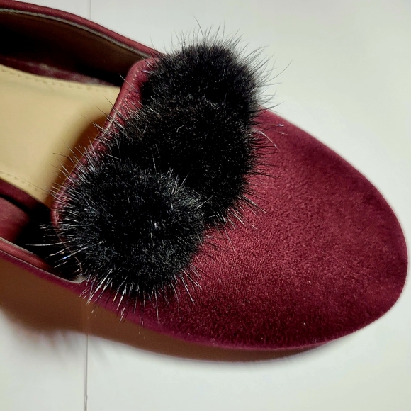 NWT Burgandy "Velvet like" Dress Shoes w/ Black Fuzzy Decor on Toe SZ 10 - Picture 9 of 11